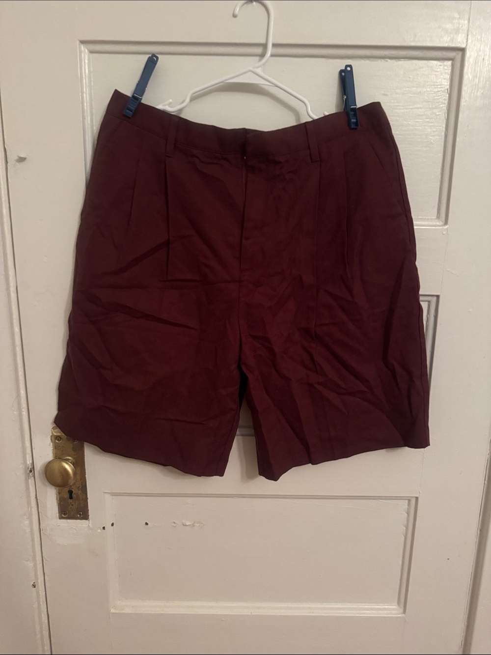 Madewell Women's Flat Front Shorts in Deep Burgundy